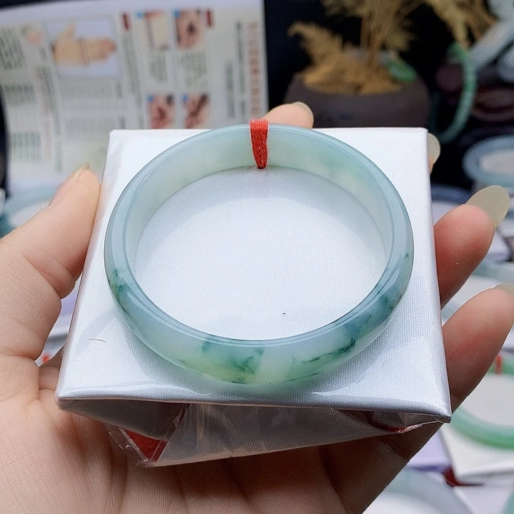翡翠未镶嵌手镯缅甸天然翡翠A货55.3