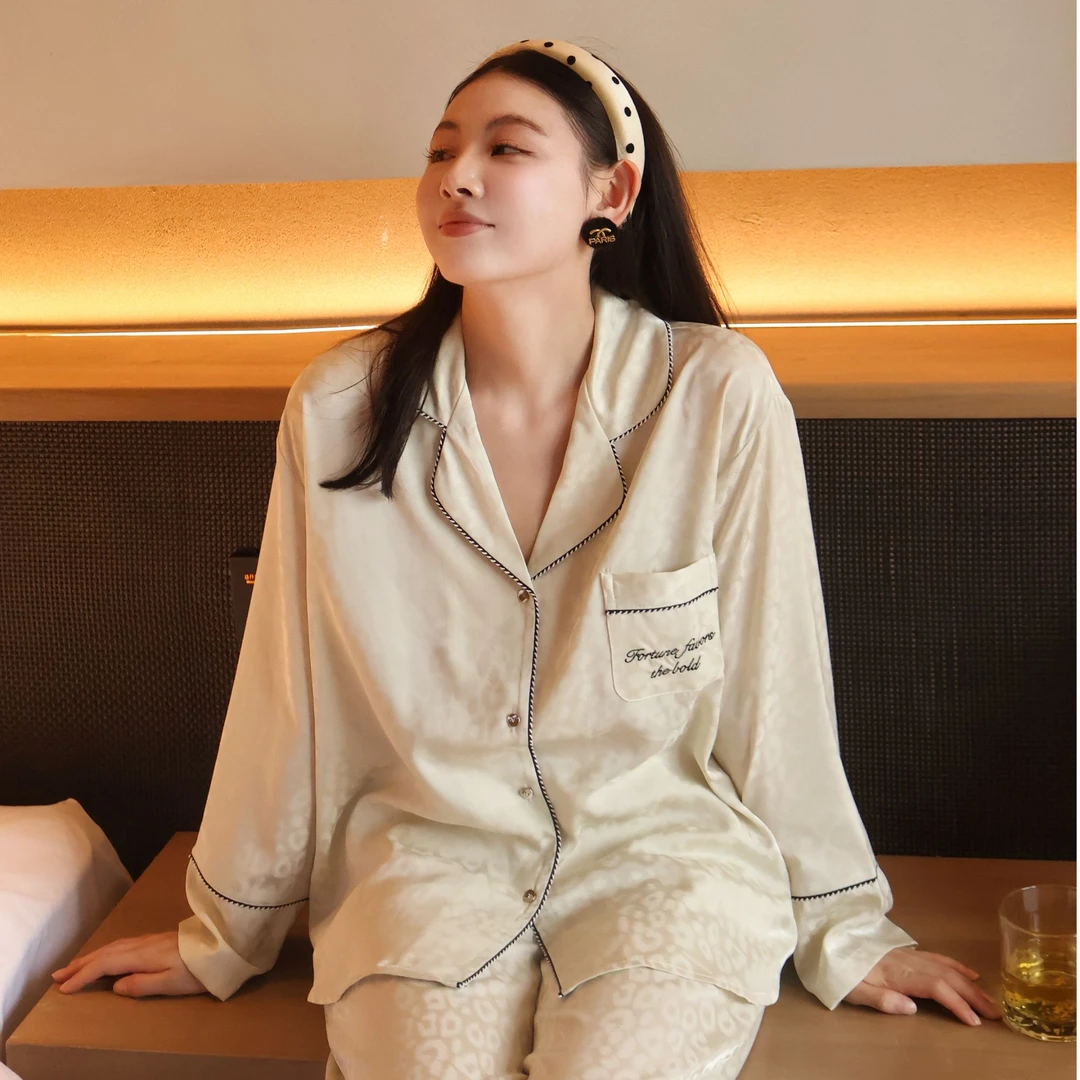 雍然雍然两件套轻奢休闲睡衣长袖女士薄款简约