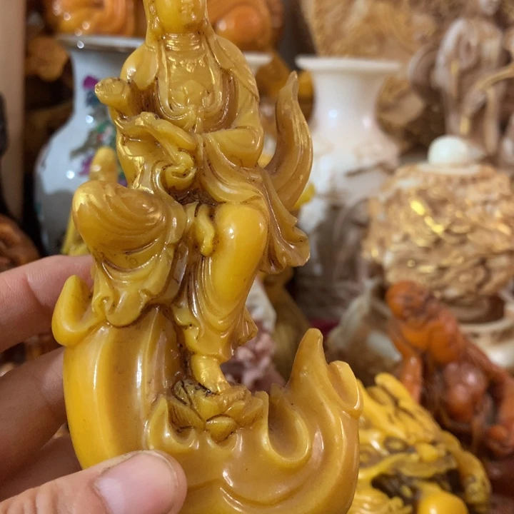 石材摆件等各种工具进行