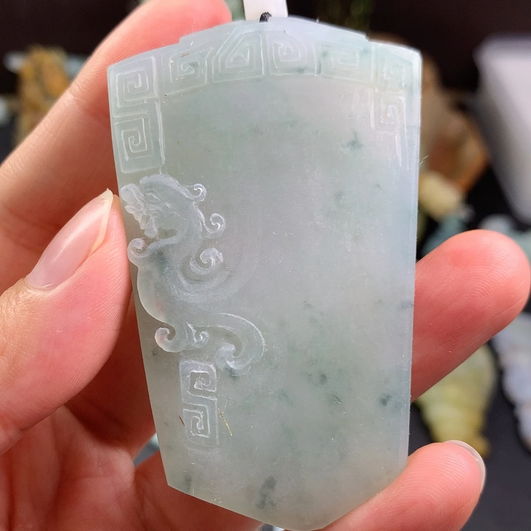 定制翡翠未镶嵌翡翠