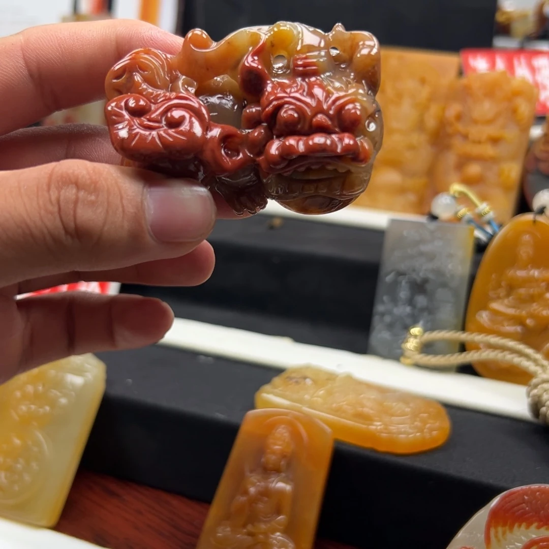 石英质玉（黄龙玉）未镶嵌多样性发货，发其一
