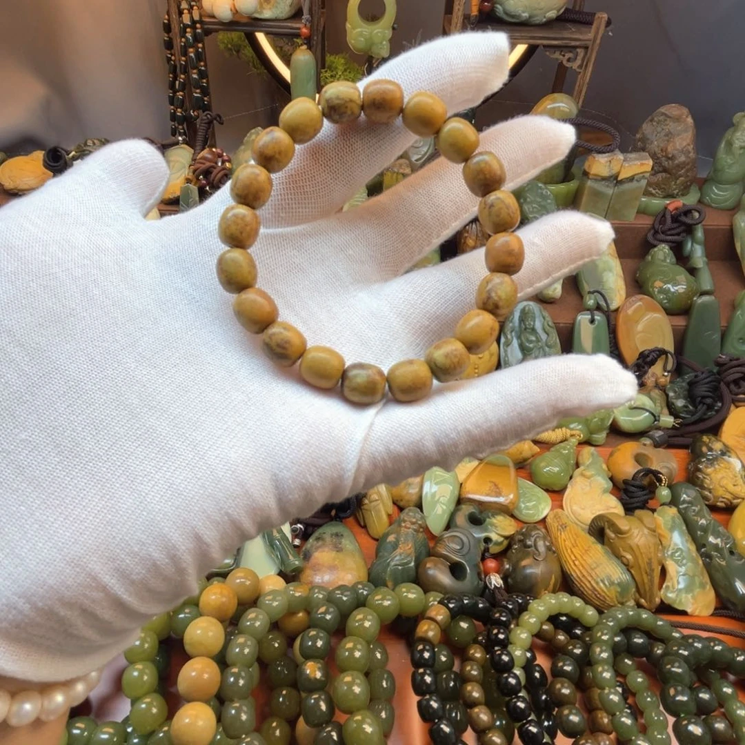 手链未镶嵌岫岩河磨玉（透闪石质玉）