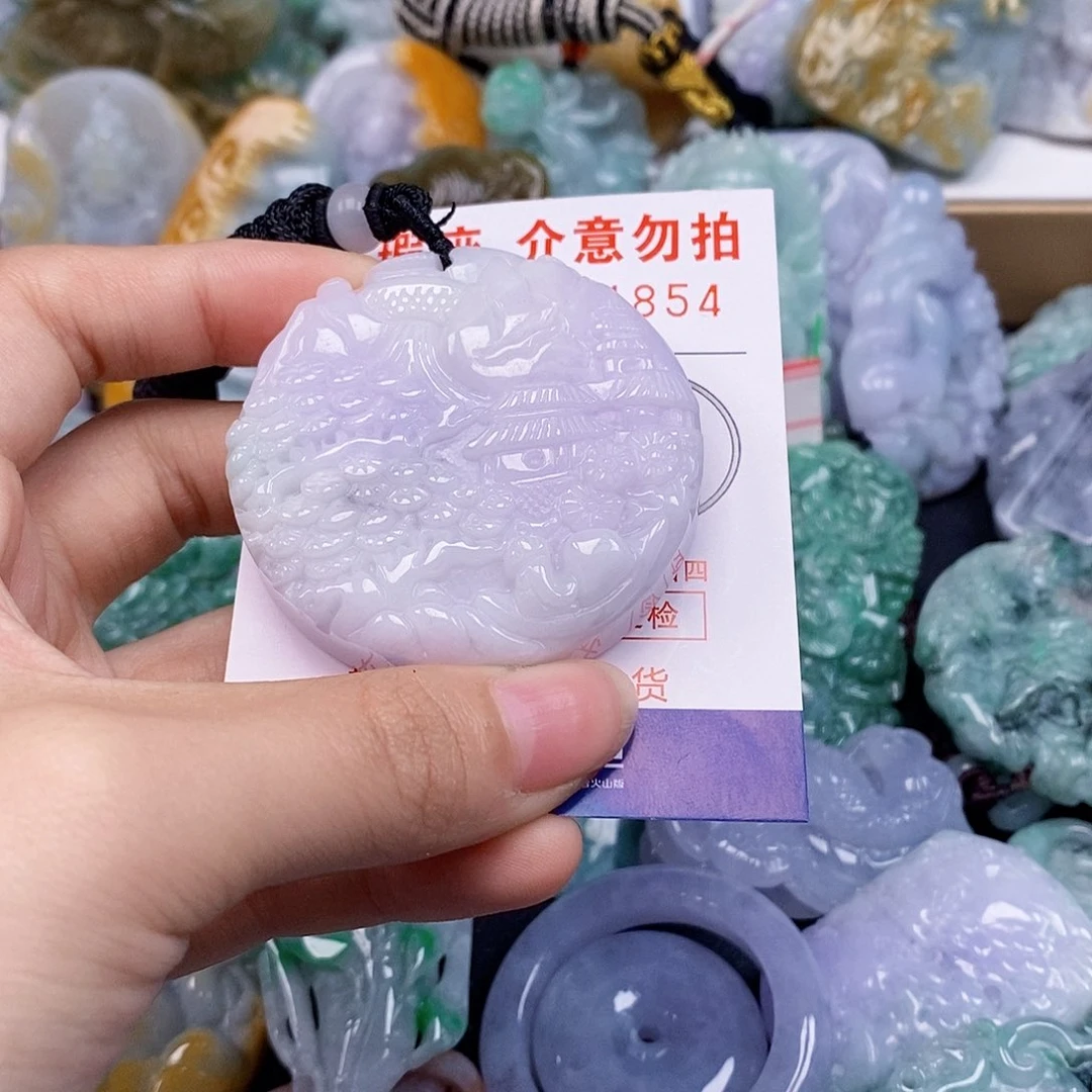 吊坠(不含链)未镶嵌翡翠
