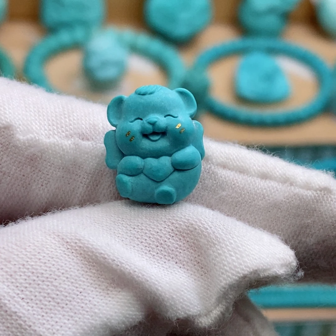 绿松石未镶嵌珠宝奇石