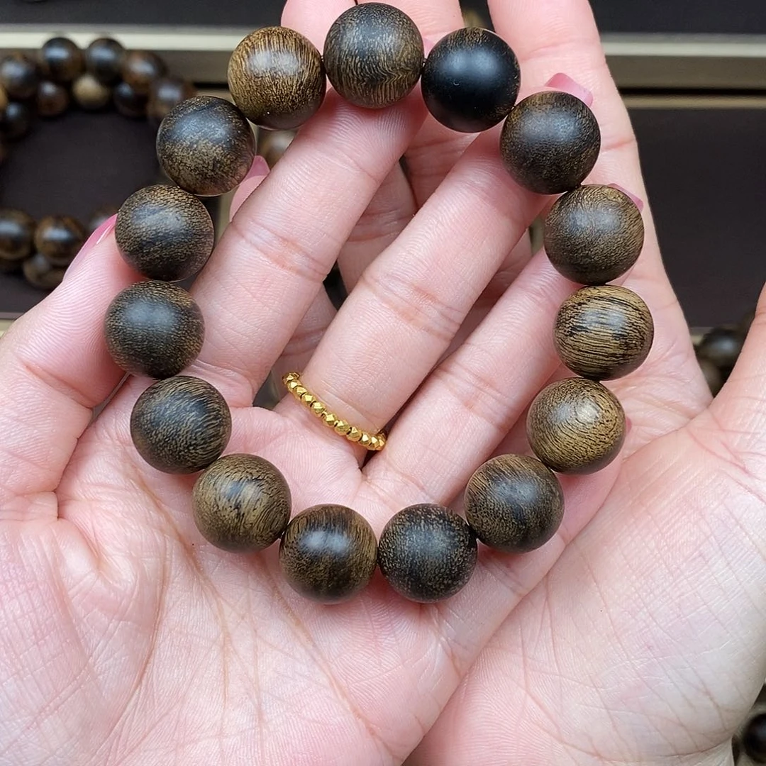 沉香手串布*斯越南芽庄白棋瘤疤沉水