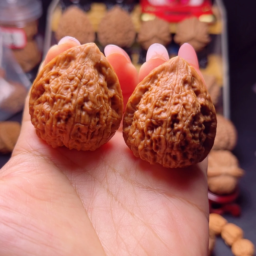 大叶紫檀（黑酸枝木类）蛇王一抹红