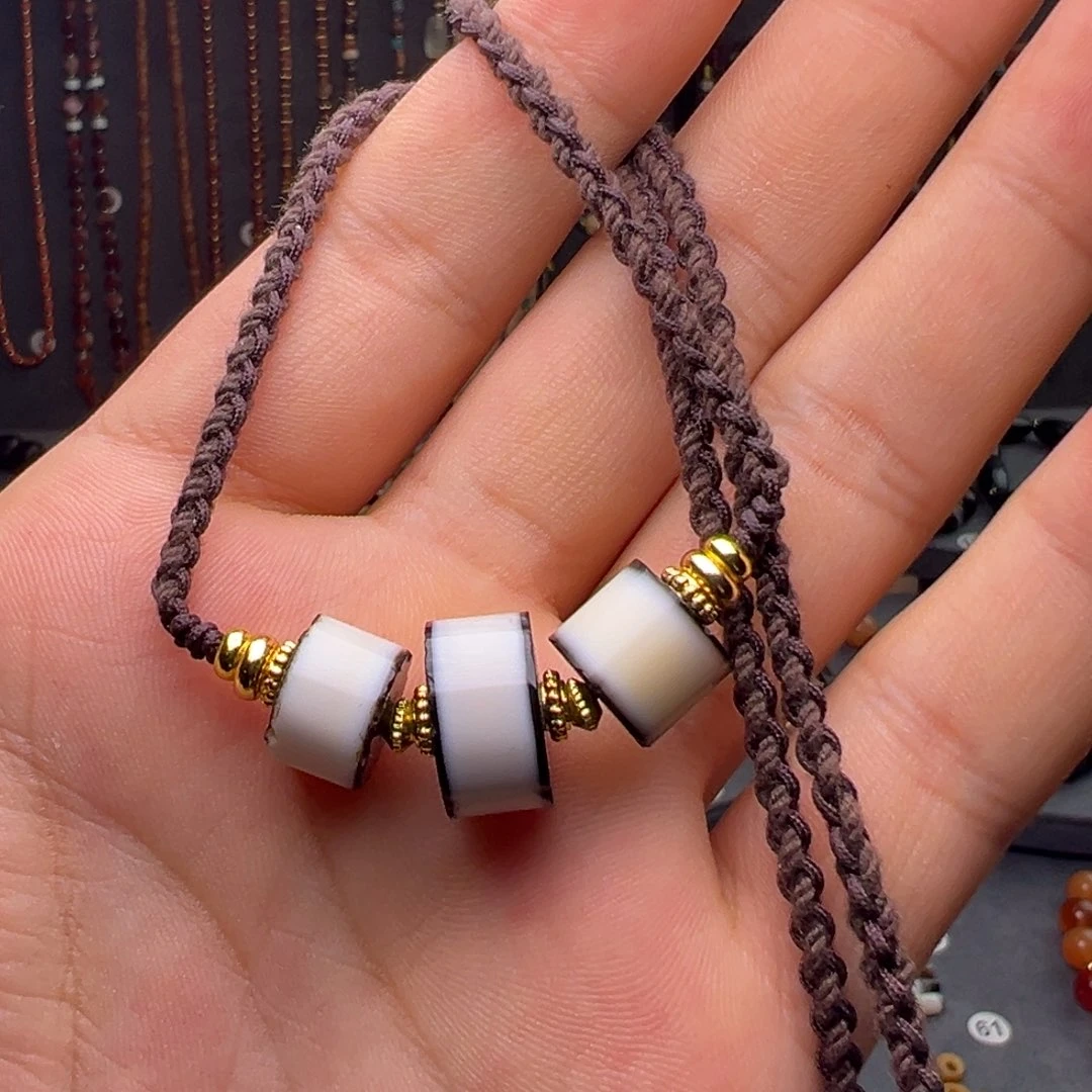 玛瑙/玉髓合金颈饰