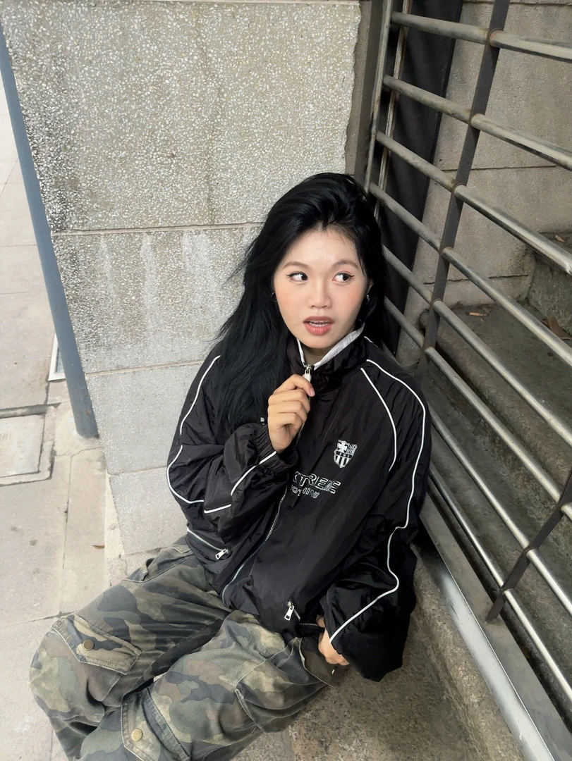 R77 推荐自家重工裤子衣服