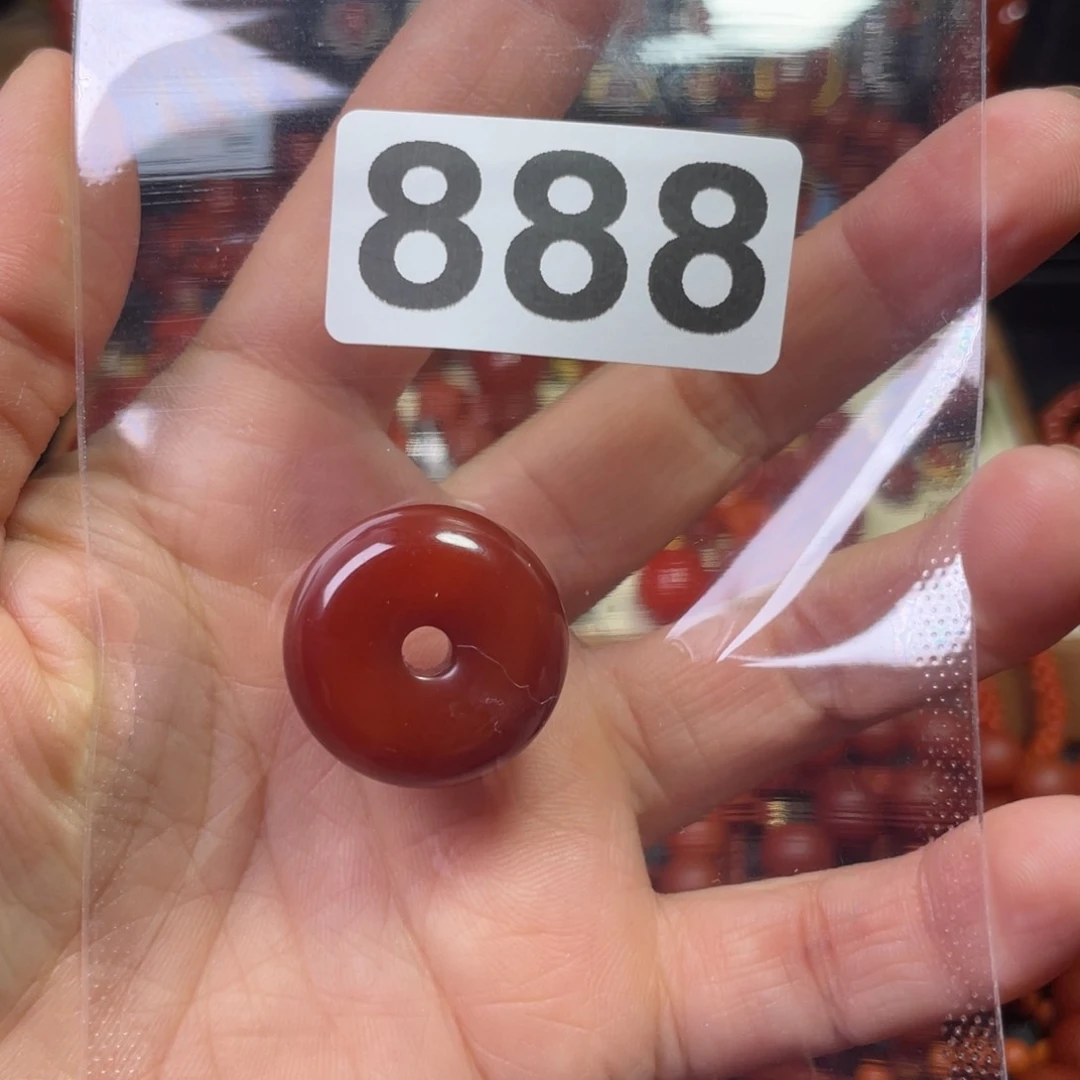 南红玛瑙颈饰未镶嵌老*．