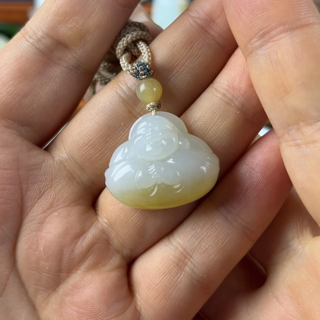 和田玉（糖玉）未镶嵌颈饰