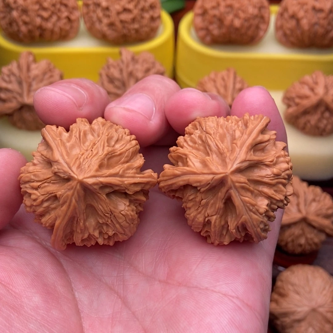 文玩核桃把件御龙粗筋大奔39