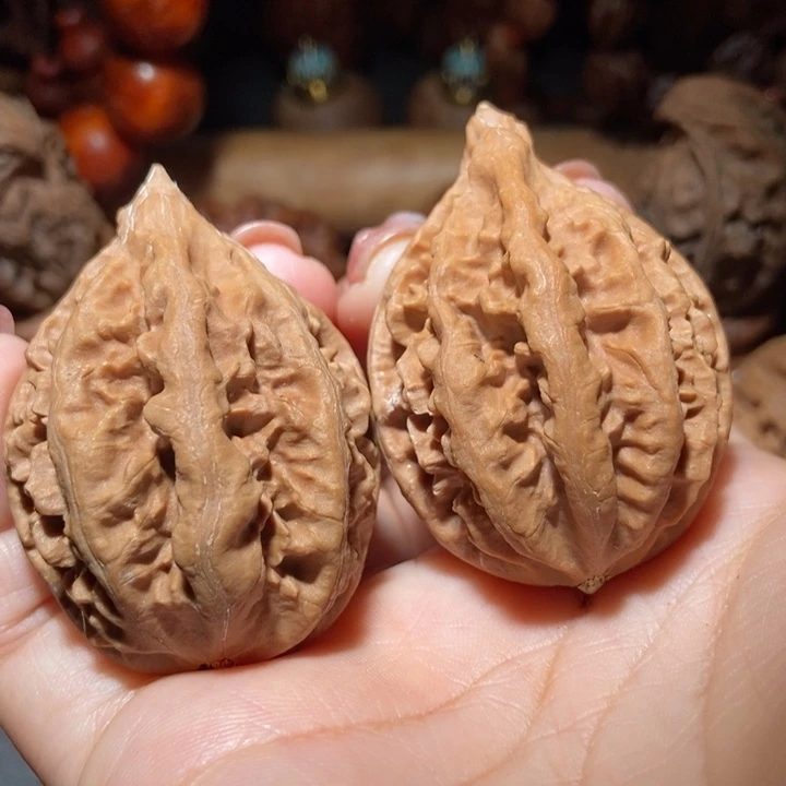 把件文玩核桃东北楸子小雪36