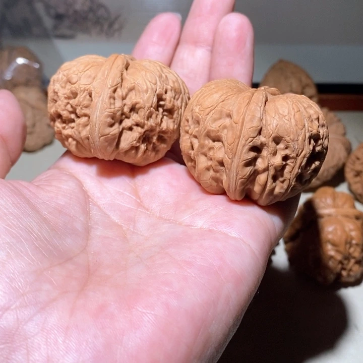 吊坠文玩核桃45元宝