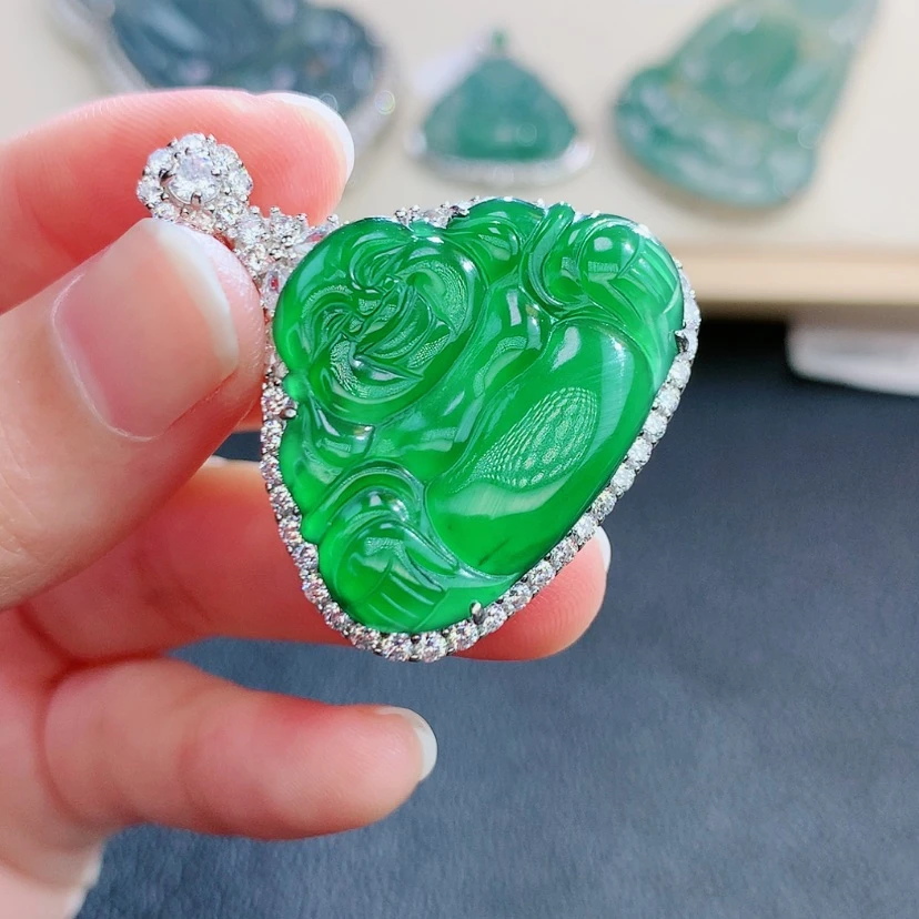 【闪购商品】翡翠颈饰银S925镶嵌翡翠