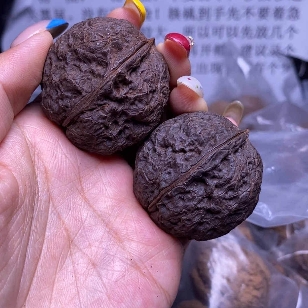 文玩核桃把件云南野生铁核桃32号40mm