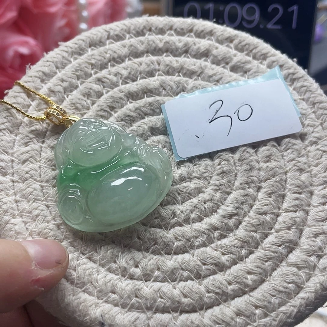 龙***哥翡翠未镶嵌颈饰翡翠