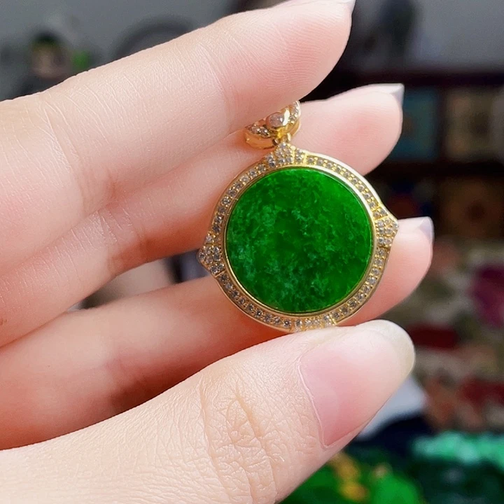 翡翠银S925镶嵌颈饰多样性