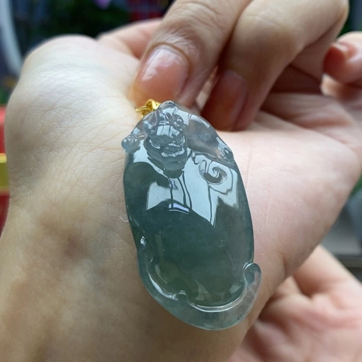 翡翠18K金镶嵌颈饰吊坠27