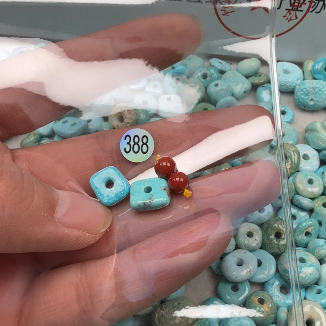 南红玛瑙未镶嵌珠宝奇石