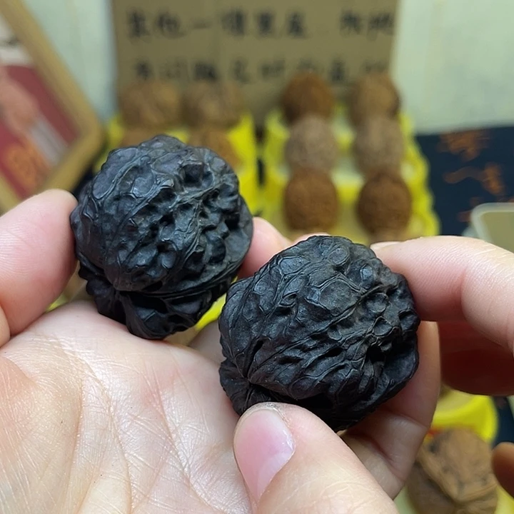 文玩核桃把件17、地闷毒王40