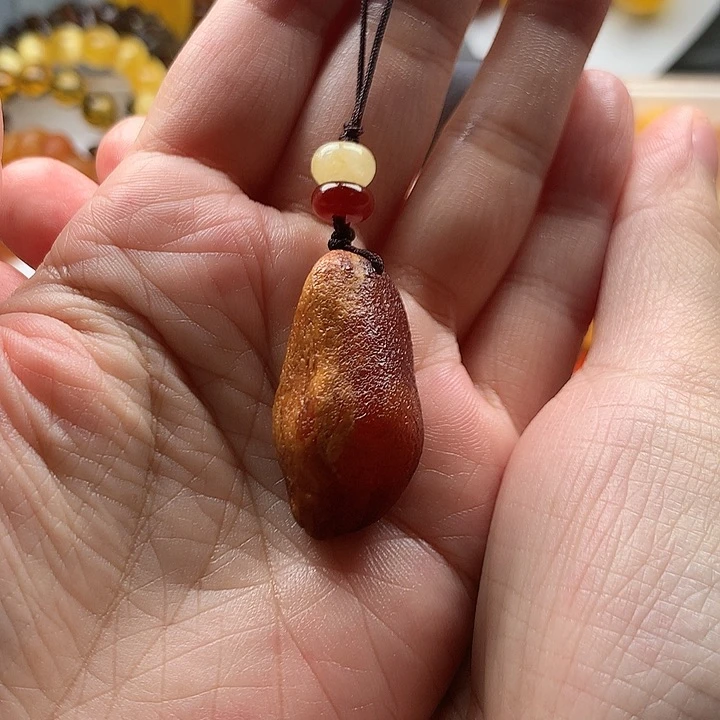 未镶嵌琥珀裸石手机挂件