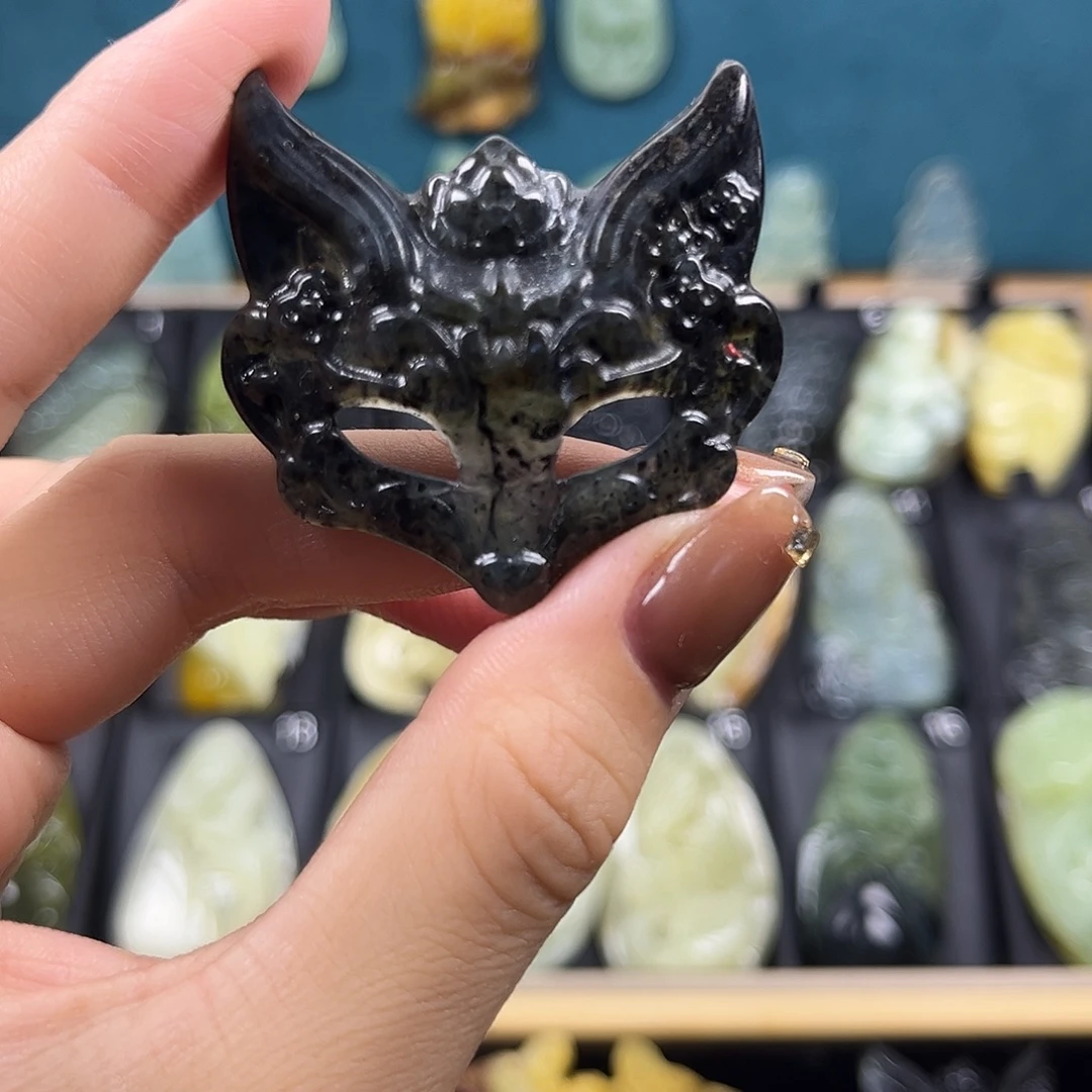蛇纹石玉合金颈饰