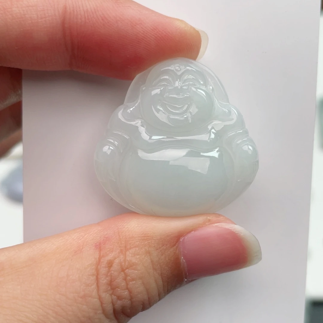 翡翠未镶嵌颈饰佛公