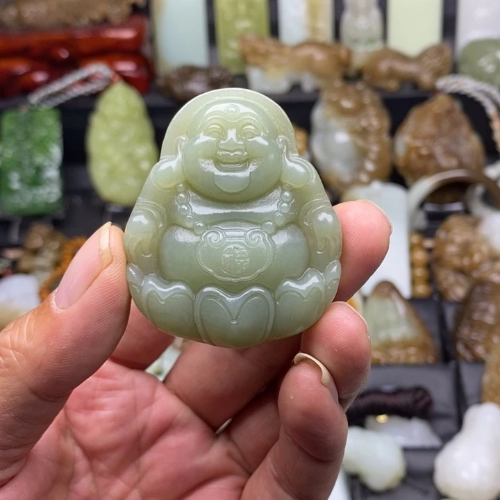 和田玉（糖玉）未镶嵌颈饰