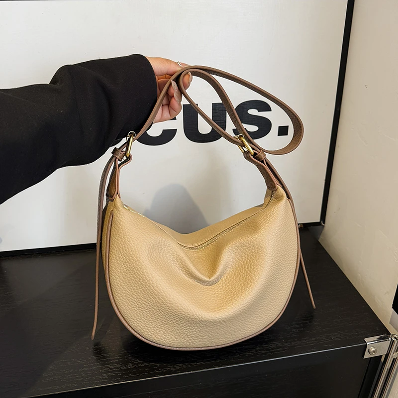 时尚潮流女士单肩包高级感爆款饺子包2025超火休闲百搭质感斜挎包