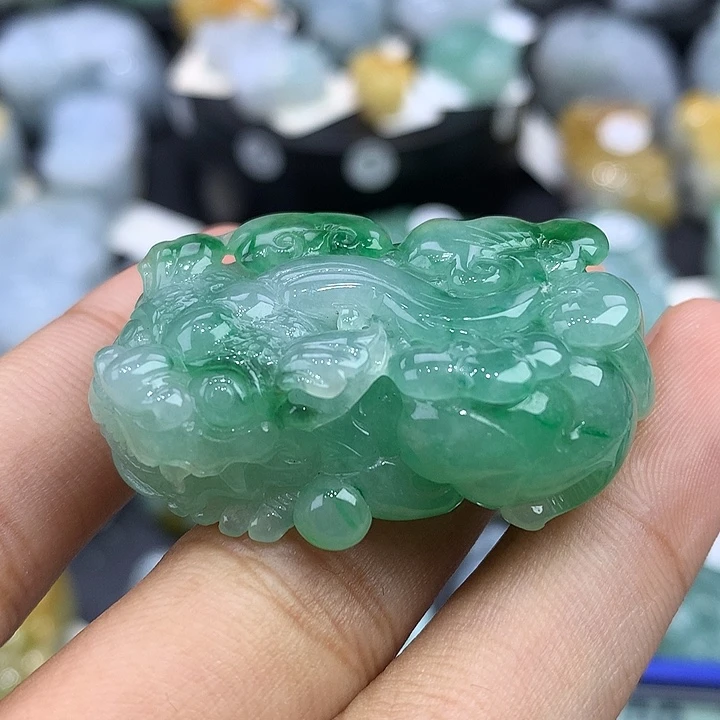 颈饰未镶嵌翡翠天然缅甸翡翠