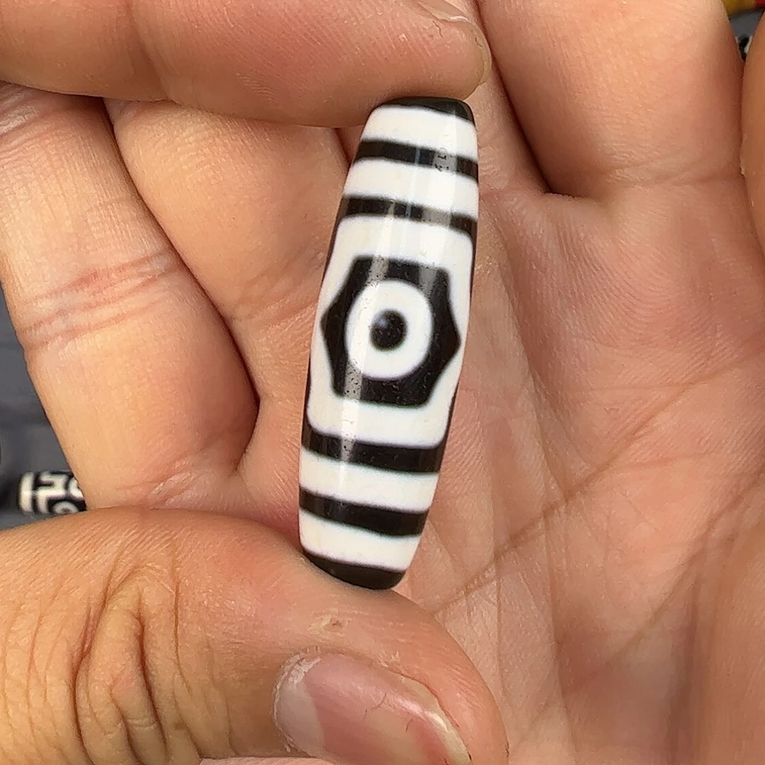 玛瑙/玉髓颈饰合金_***.