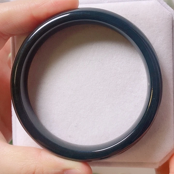 和田玉未镶嵌手镯圈口60