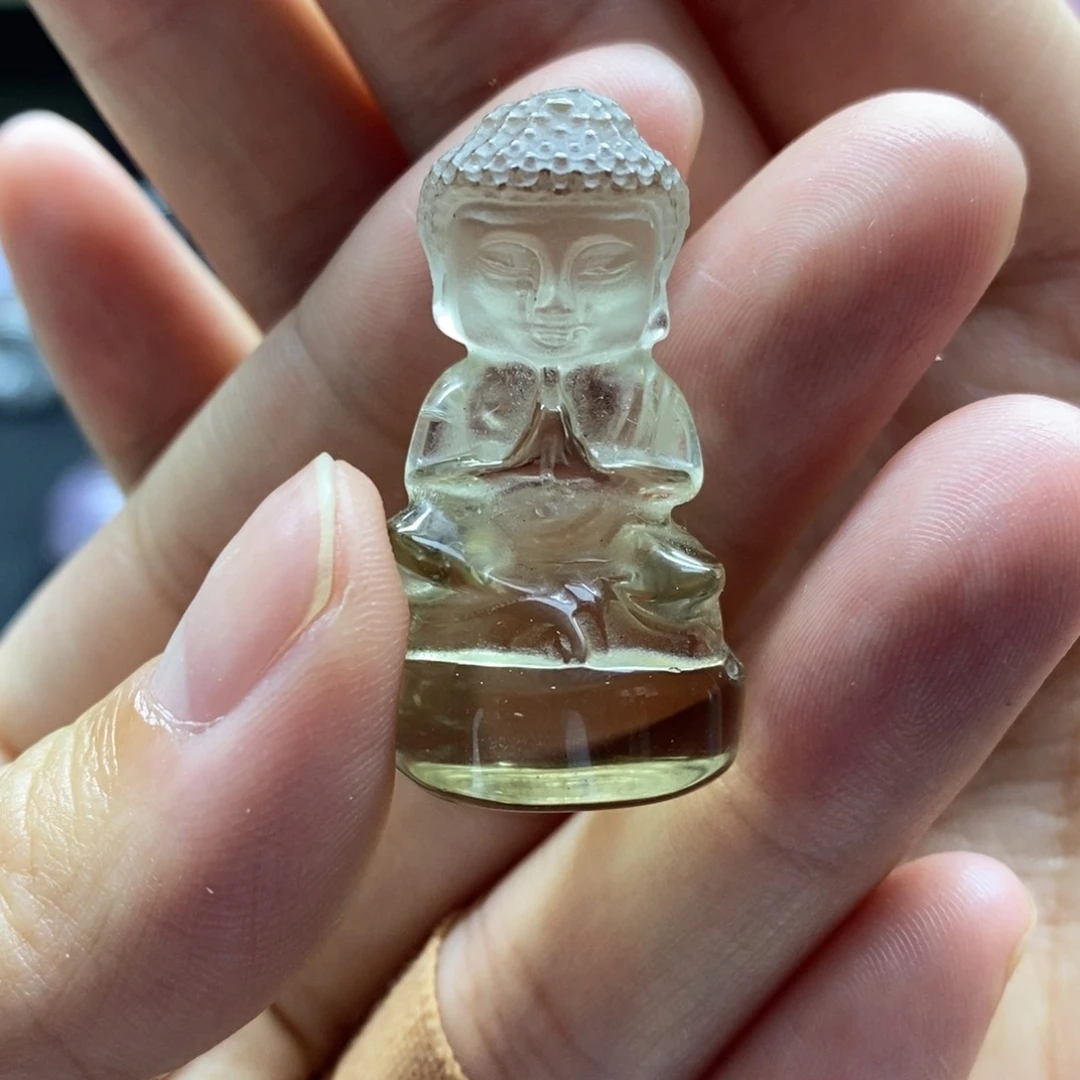 未镶嵌水晶大型摆件（非配饰）