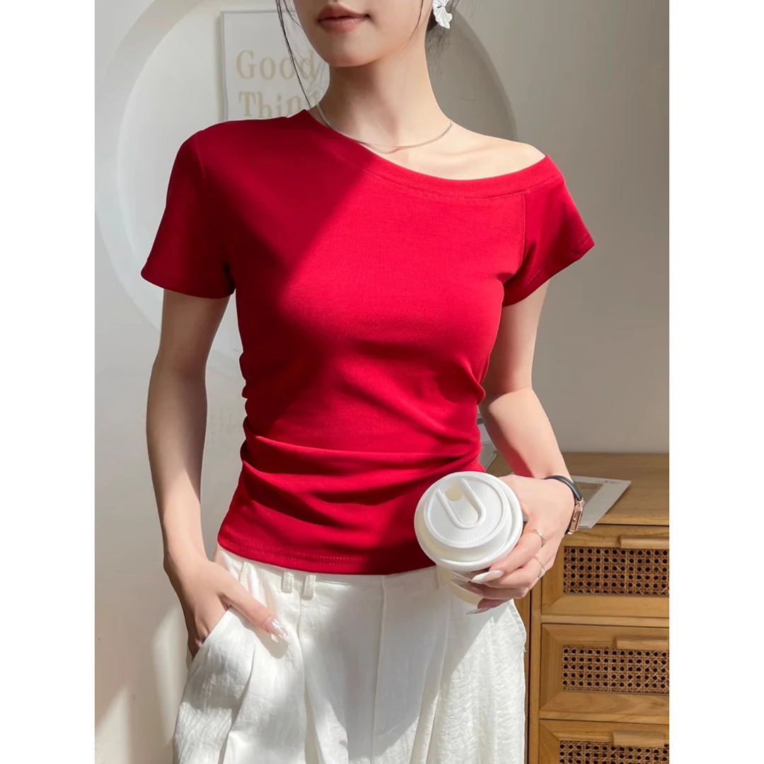 女士短袖t恤2025新款夏季红色斜肩打底内搭收腰露肩气质显瘦上衣