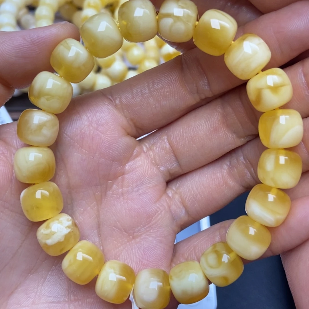 蜜蜡未镶嵌珠宝奇石390