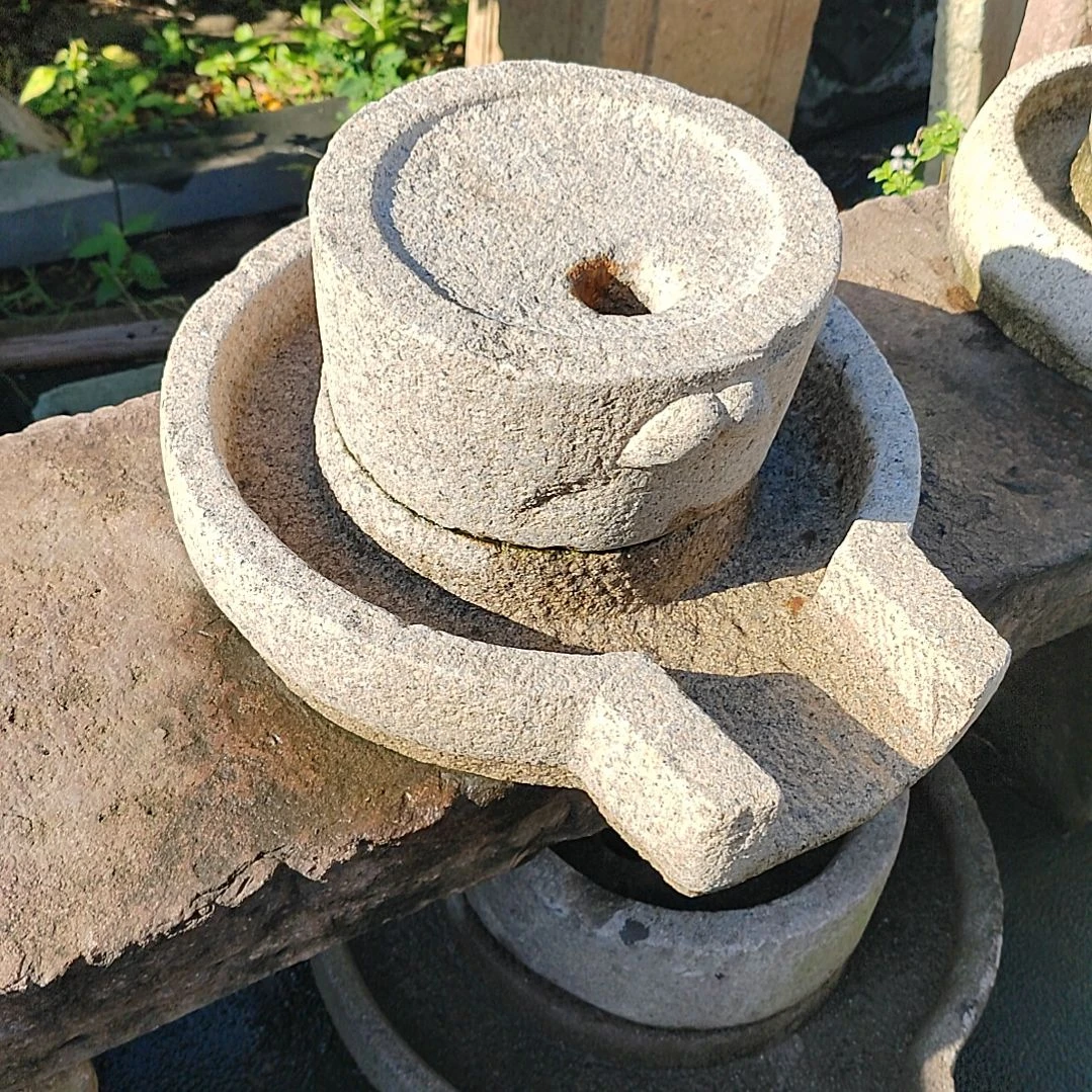 郑***金山石桃子石墨不包邮