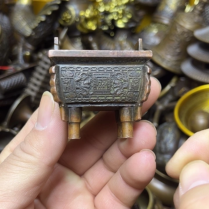 诚信经营精美铜器