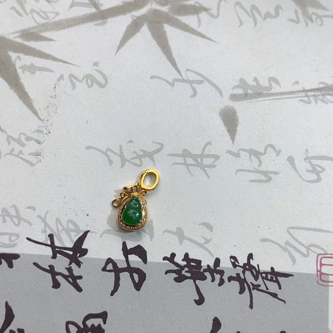 安***l颈饰18K金镶嵌翡翠翡翠