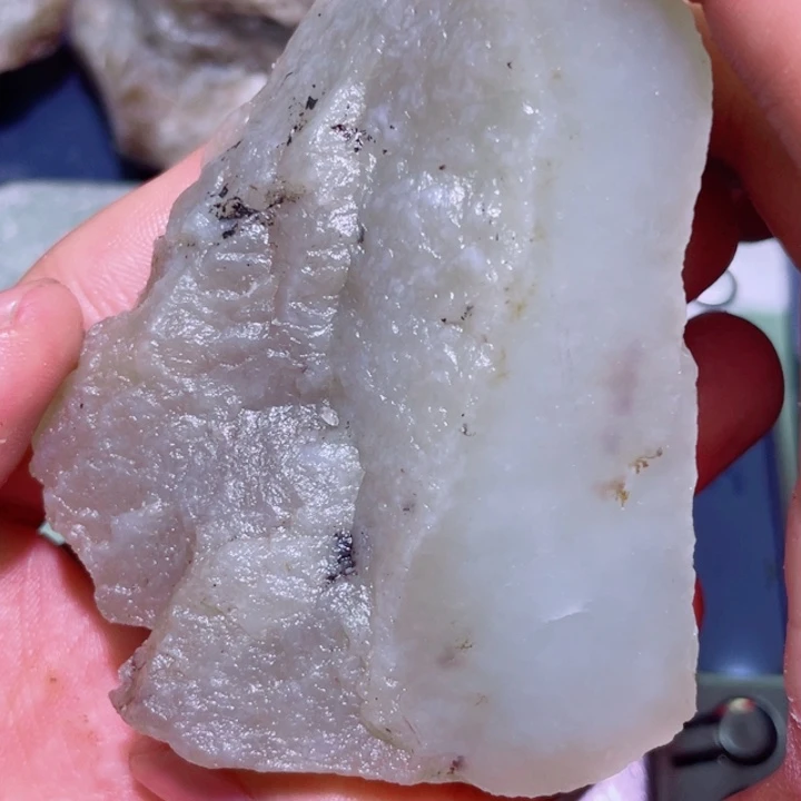 和田玉（糖玉）未镶嵌珠宝半成品