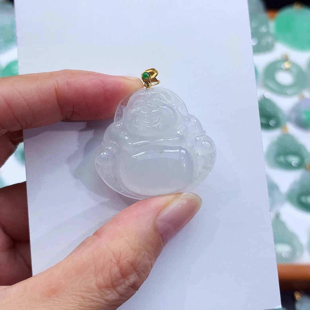 翡翠18K金镶嵌颈饰翡翠吊坠