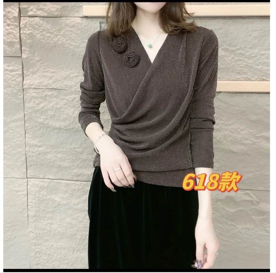 NSY681（聚水潭）V领T恤显瘦百搭宽松设计感气质打底衫女士长袖