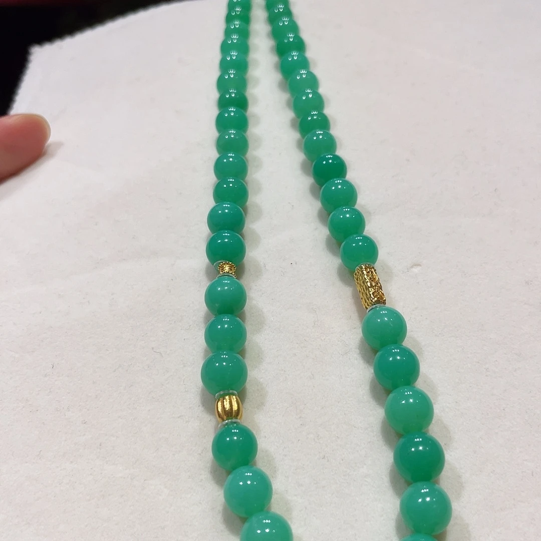 石英质玉未镶嵌颈饰澳玉