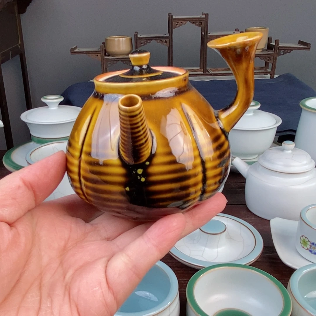 朱砂胎结晶釉侧把壶 不开片