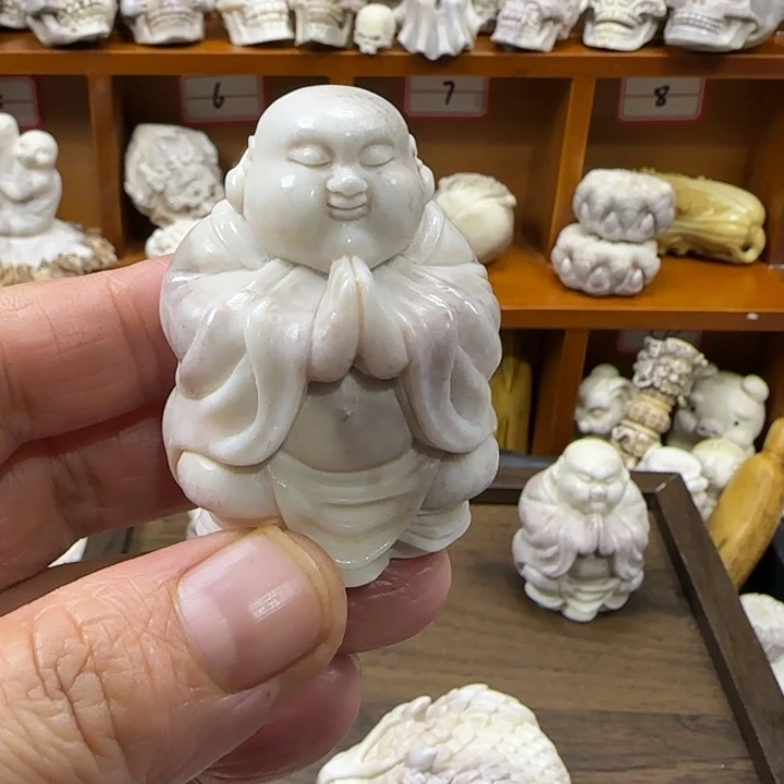 风***非金属配饰鹿角雕刻弥勒