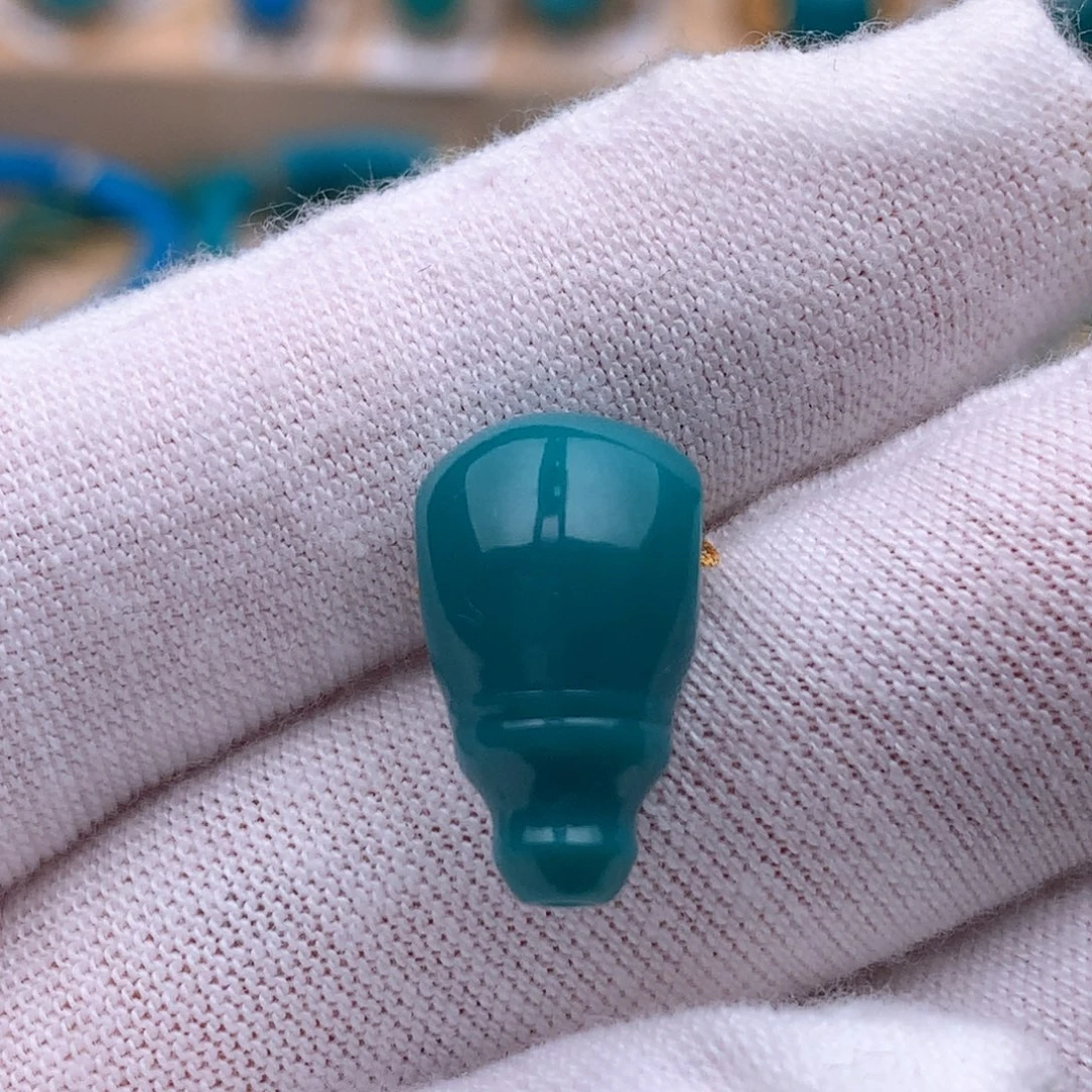 绿松石未镶嵌配饰10*10mm