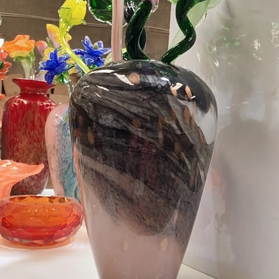 琉璃花瓶高31厘米口径9厘米