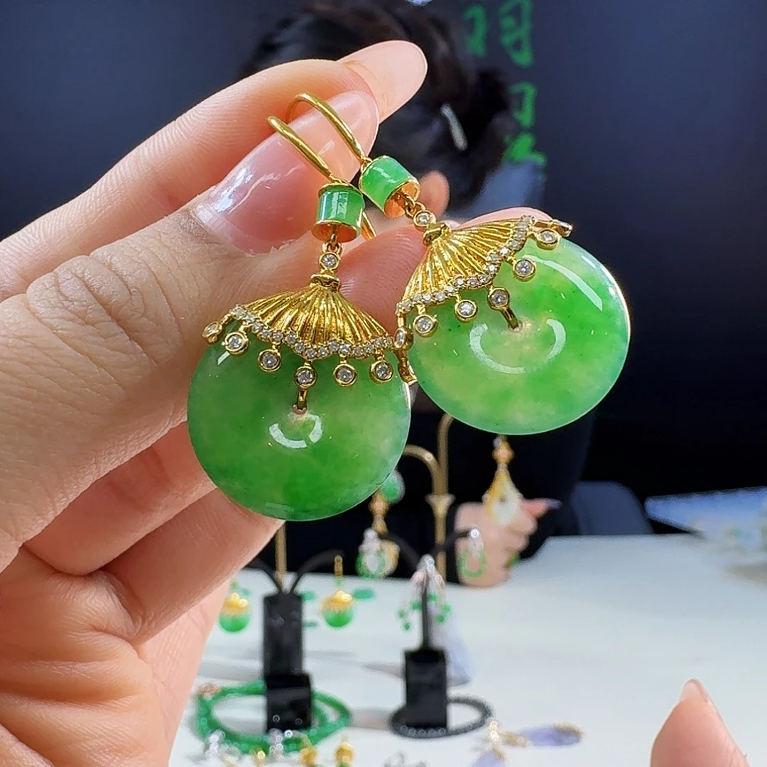 翡翠18K金镶嵌耳饰18k镶嵌