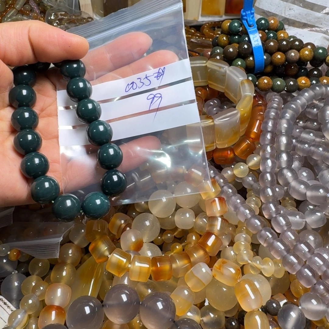 永***光玛瑙/玉髓未镶嵌颈饰0035