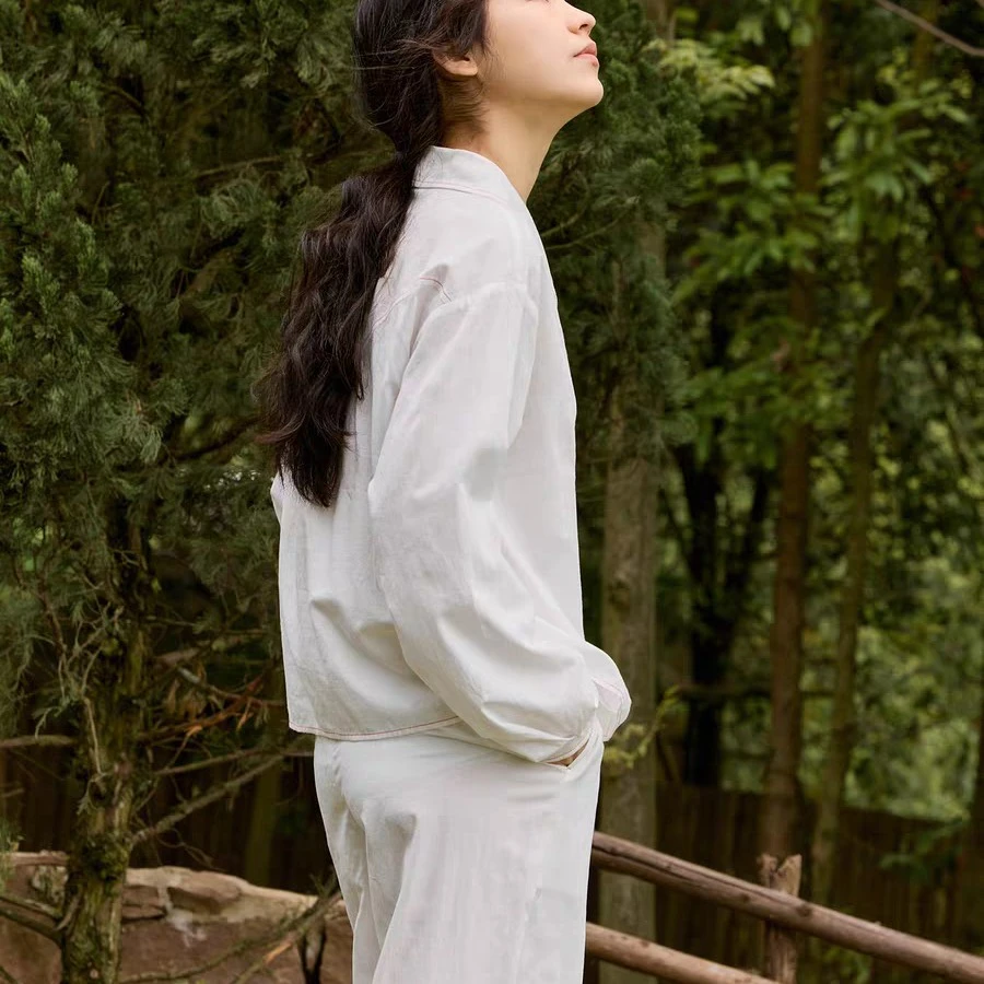 家居服时尚休闲女士宽松透气复古白色纯色长袖