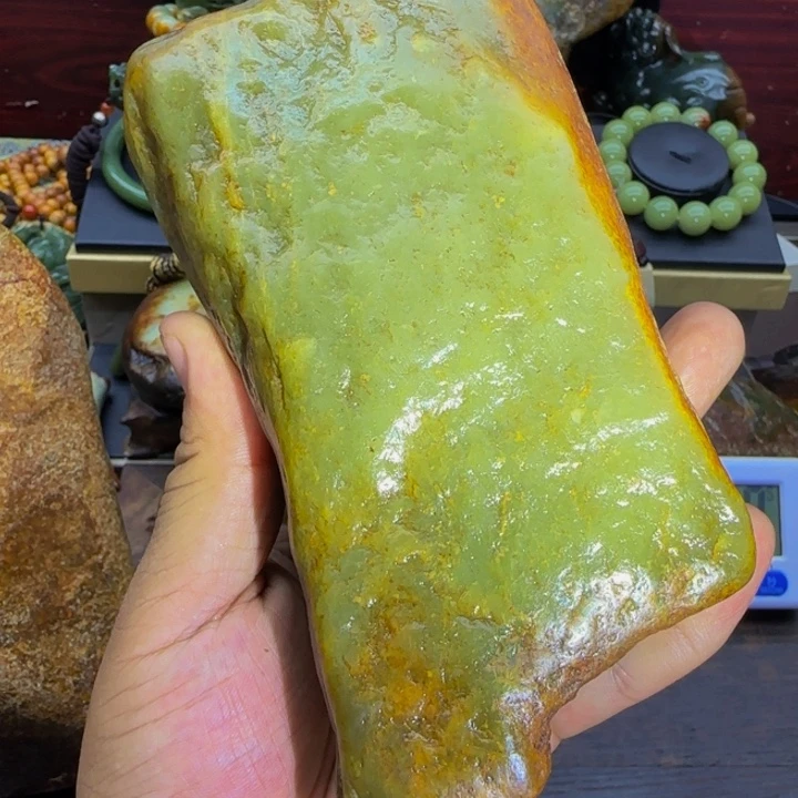 和田玉（糖玉）未镶嵌颈饰